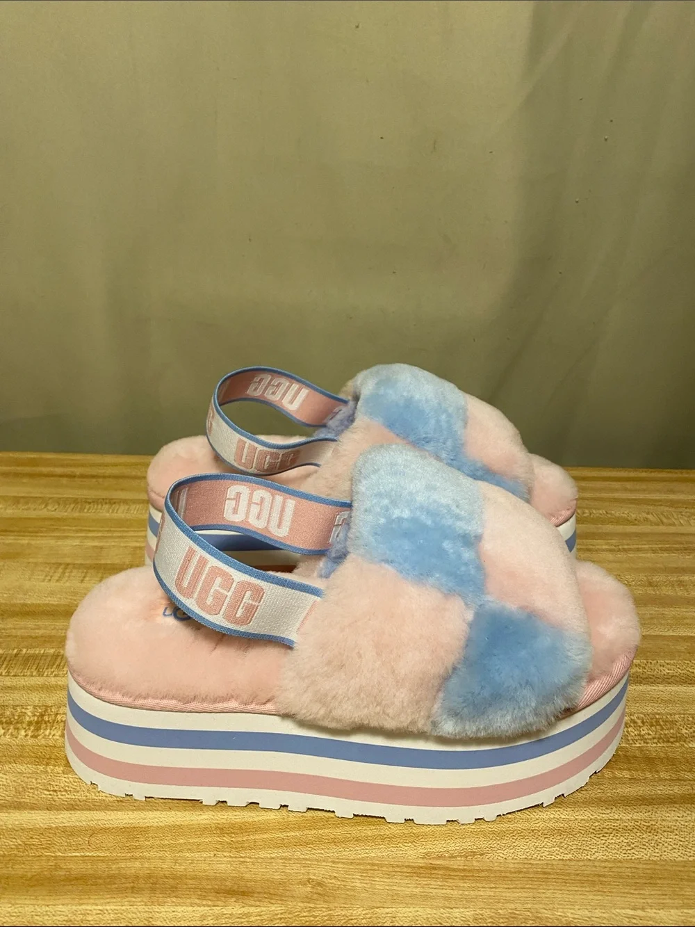 UGG Disco Checker Retro Style Platform  Slide  1113490 size 8